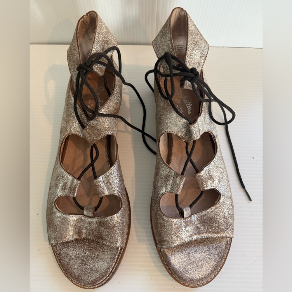 SEYCHELLES Gladiator Sandals